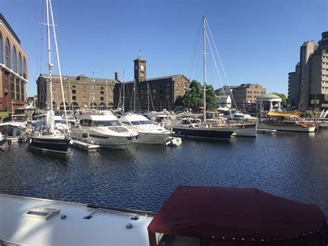 St Katharine Docks - Marina renovation - Poralu Marine