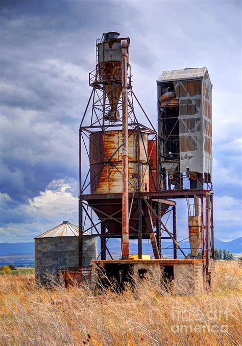 Old Silos on Pinterest | Old Barns, Grains and Old Bricks