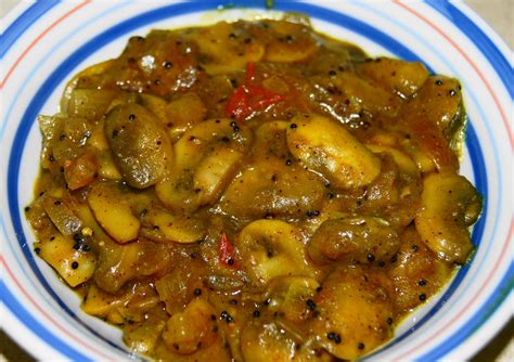 Simple Vegetarian Recipes: Mushroom Chettinad