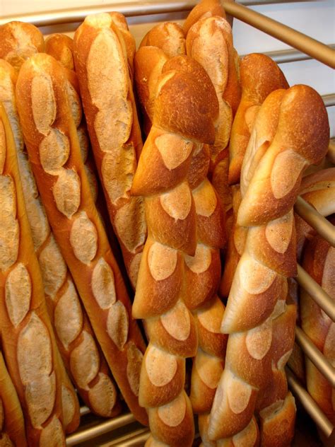 File:Morning baguettes.jpg - Wikipedia