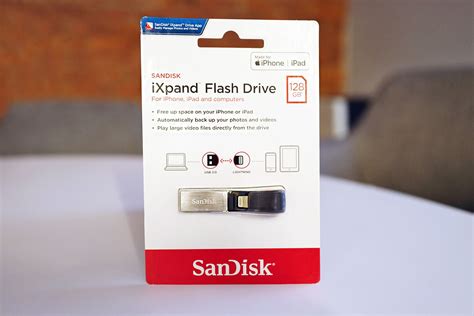 SanDisk iXpand Flash Drive Review: A USB-compatible flash drive for your iPhone