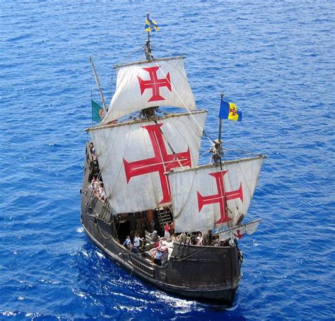 Ship and Sea | Christopher columbus ships, Columbus day holiday ...