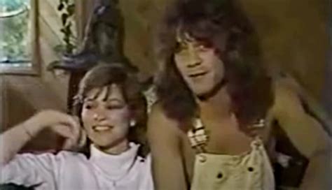 Eddie Van Halen & Valerie Bertinelli Interview - 1982 | The '80s Ruled