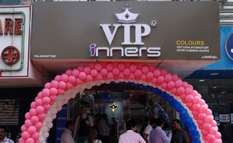 VIP Clothing launches 1st franchisee model store in Kochi