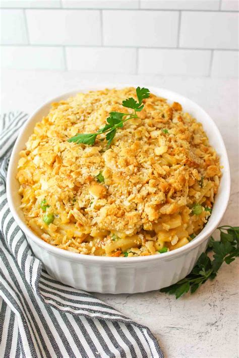 Mac and Cheese Tuna Casserole - BeeyondCereal