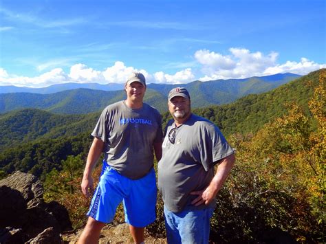 Hiking with a Fat Bald White Guy: Ridgecrest