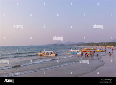 Murudeshwar Beach ( A coastal town of Karnataka, India Stock Photo - Alamy