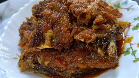 Vetki Macher Kata chorchori || Authentic Bengali Traditional Fish Bone Curry Recipe || - YouTube