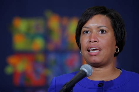 WATCH: Washington, D.C. Mayor Muriel Bowser extends stay-at-home order ...