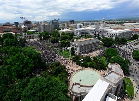 Denver officer seriously injured by fire truck at end of Nuggets parade