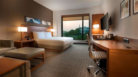 Hotels in Gurgaon, Hotel in Gurgaon near Airport Hyatt Place Gurgaon