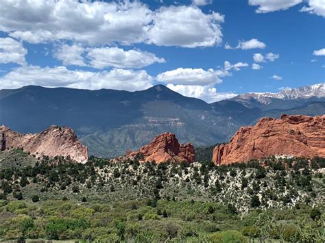 The Complete Guide to Visiting Colorado Springs' Garden of the Gods