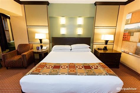 Harrah's Lake Tahoe Rooms: Pictures & Reviews - Tripadvisor