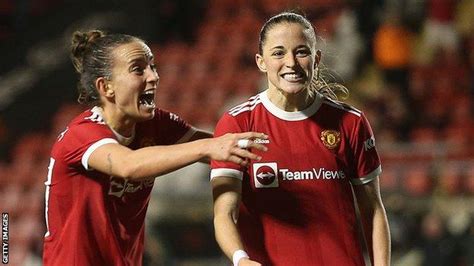 Man Utd 2-1 Man City in Women's Continental League Cup - BBC Sport