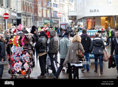 Leeds City Centre Shopping Stock Photo - Alamy