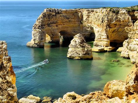 Boat trips in Algarve