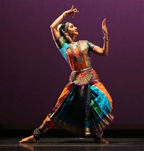 Review: At Indian Dance Festival, Subtleties in the Sway of a Torso ...