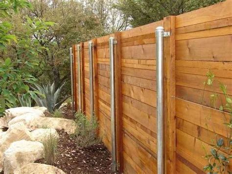 60 Gorgeous DIY Projects Pallet Fence Design Ideas (11) | Metal fence posts, Wood fence post ...