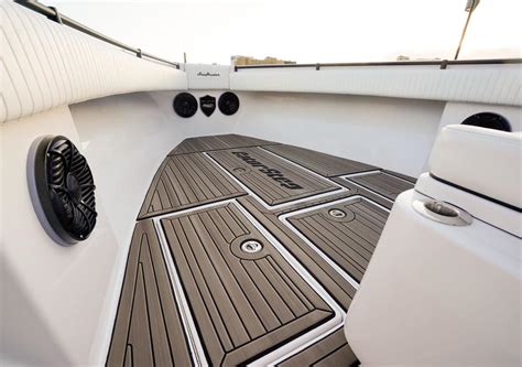 Marine Flooring Options | Viewfloor.co