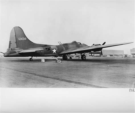 Brilliant Mistakes: The YB-40 | Defense Media Network