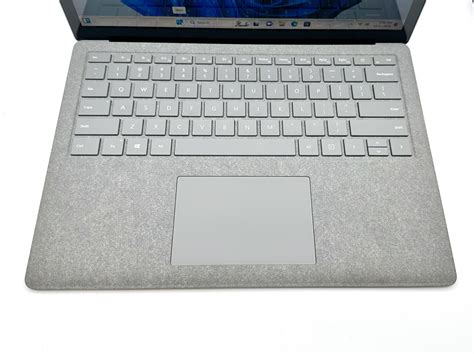 Microsoft Surface Laptop 2 - Touch Screen - WIN11 | Property Room