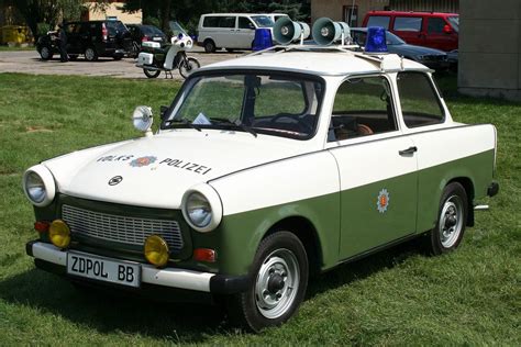 Trabant 601 - Volkspolizei (Deutsche Demokratische Republik) | Emergency vehicles, Police cars ...