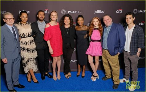 Photo: handmaids tale cast tease season two at paleyfest 09 | Photo ...