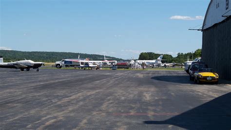 Airports in New Hampshire: Concord Municipal Airport KCON Concord, NH