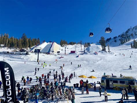 Mammoth Mountain Ski Resort - Disneyland side trips | Let's go MumLet's ...