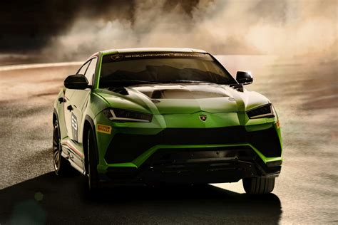 Lamborghini Urus ST-X Concept