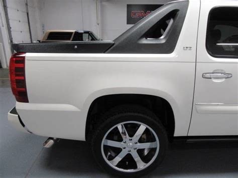 Chevy Avalanche LTZ White 4x4 Power Running Boards Sunroof Leather ...