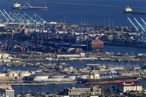 The Port of L.A. rolled back measures to cut pollution -- during its ...