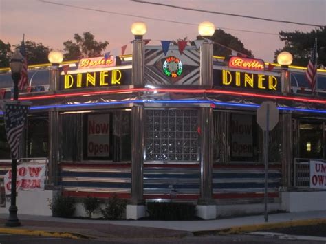 New Berlin Diner - Home | Vintage diner, Diner, American diner