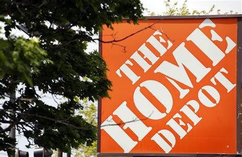 Here’s Why More People Are Boycotting Home Depot | IBTimes