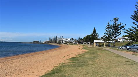 Queens Beach North - Redcliffe | Brown Signs