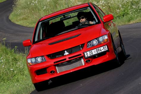 Mitsubishi Lancer Evolution IX - 🚗 car technical specifications