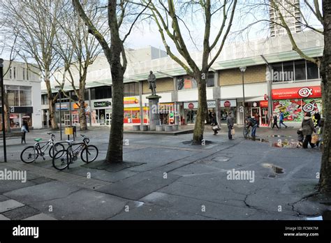 Swindon town centre hi-res stock photography and images - Alamy