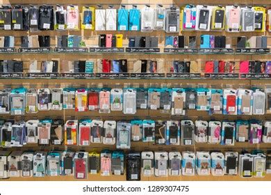 9,119 Mobile Phone Accessories Store Images, Stock Photos, and Vectors | Shutterstock