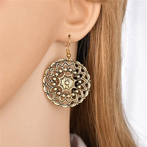 2018 New High Quality Old Vintage Hollow Flowers Earrings for Women ...