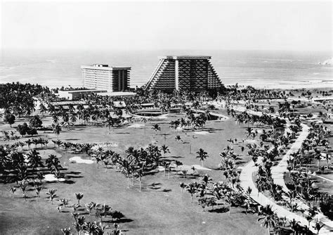 ACAPULCO - HOTELS, 1970s Photograph by Granger | Pixels