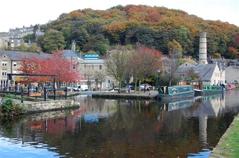 Hebden Bridge | Canal Basin at Hebden Bridge. | Phil Beard | Flickr