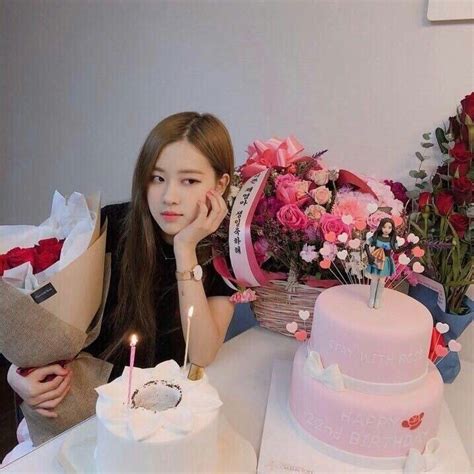 13+ Blackpink Rose Cake with HD Pics - @BLACKPINK ROSE BLOG