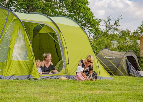 Camping at Barleylands - Tents Caravans Campsite in Billericay Essex