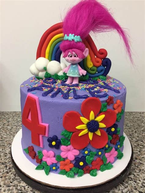 Princess Poppy - Trolls - Birthday cake - Mama's Cake Classics | Trolls birthday cake, Birthday ...