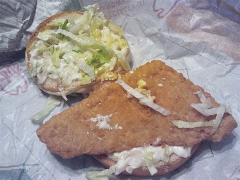 Dave's Cupboard: Review: Arby's Fish Sandwich