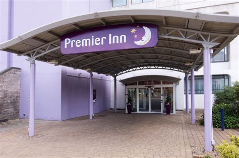 PREMIER INN MANCHESTER CITY CENTRE (ARENA/PRINTWORKS) HOTEL - Updated 2025 Prices & Reviews ...