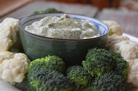 5-Minute Dairy-Free Ranch Dip - Real Food RN