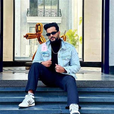 Abhishek Malhan Age, Girlfriend, (Bigg Boss OTT2), Parents, Net Worth