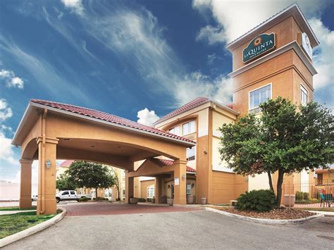 La Quinta Inn & Suites New Braunfels (New Braunfels, United States of America) | Hotels.com