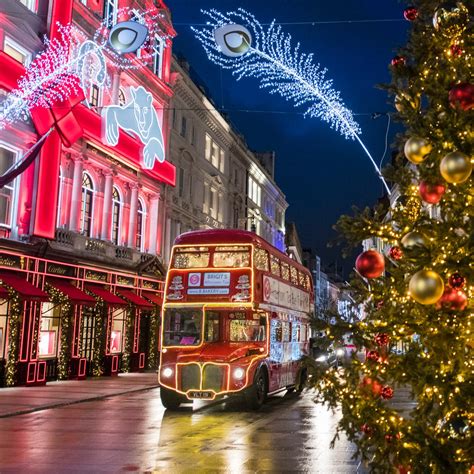 London Christmas Lights Bus Tour - Brigit's Bakery